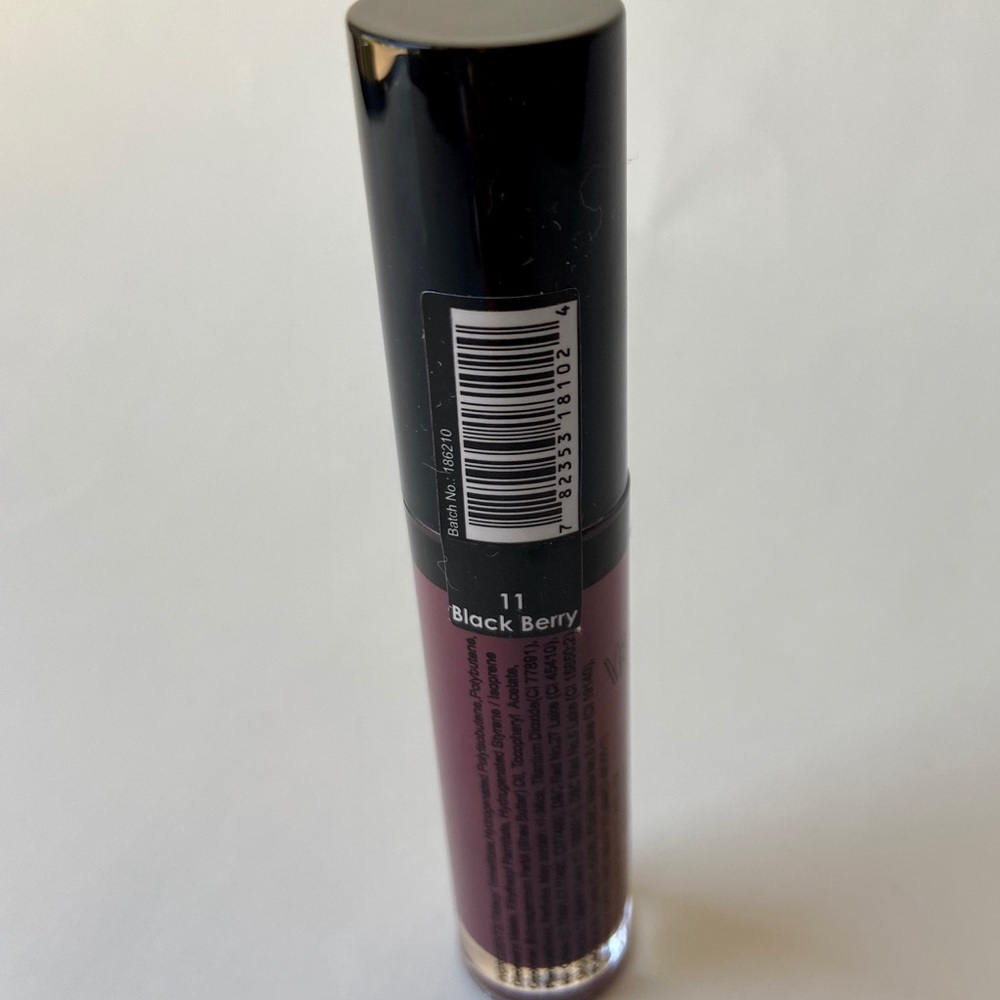 Makeup Bundle - Picture 5 of 8